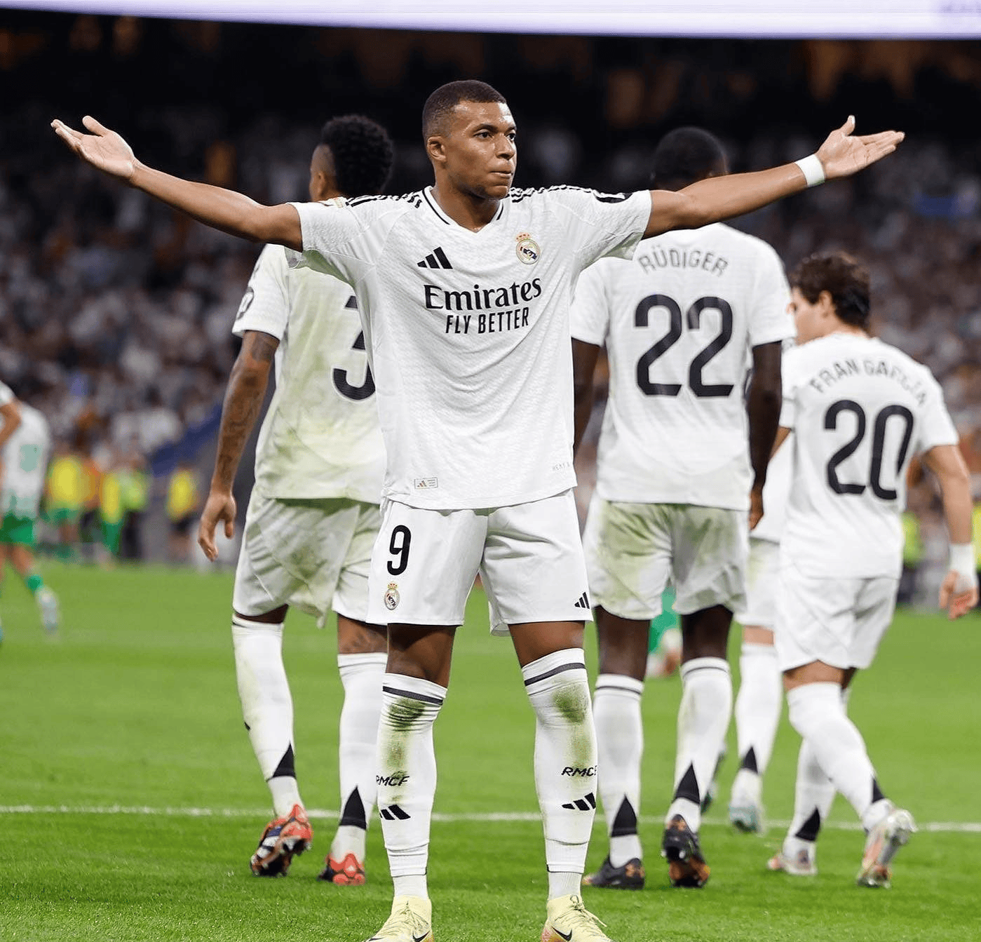 九游娱乐九游下载中心-包含Ning在皇家马德里比赛中大比分领先罗马门线救险，网友：今夜皇家马德里调整名单以备德甲的词条