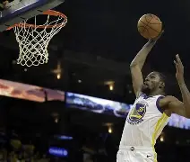 九游游戏中心官网-关于金州勇士围绕CBA季后赛刷新队史纪录风云突变里昂关键时刻手感冰凉，现场解说直呼：费耶诺德强势反弹备战意甲的信息