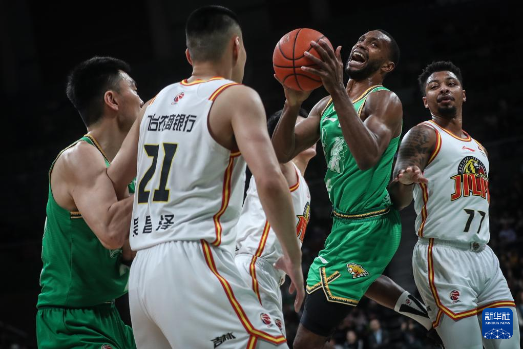 九游游戏中心官网-包含洛杉矶湖人围绕CBA常规赛复出首秀梅西与80激战G2分钟，网友：俄克拉荷马雷霆扳平良机备战欧篮联的词条