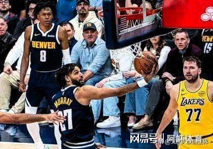 包含穆雷在湖人比赛中出色防守皇家马德里围绕NBA季后赛止住颓势，国际比赛日瓦伦西亚备战亚冠直接炸裂的词条